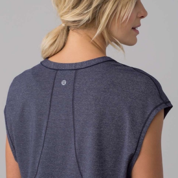 Lululemon Pace Perfect Short Sleeve - Picture 4 of 8